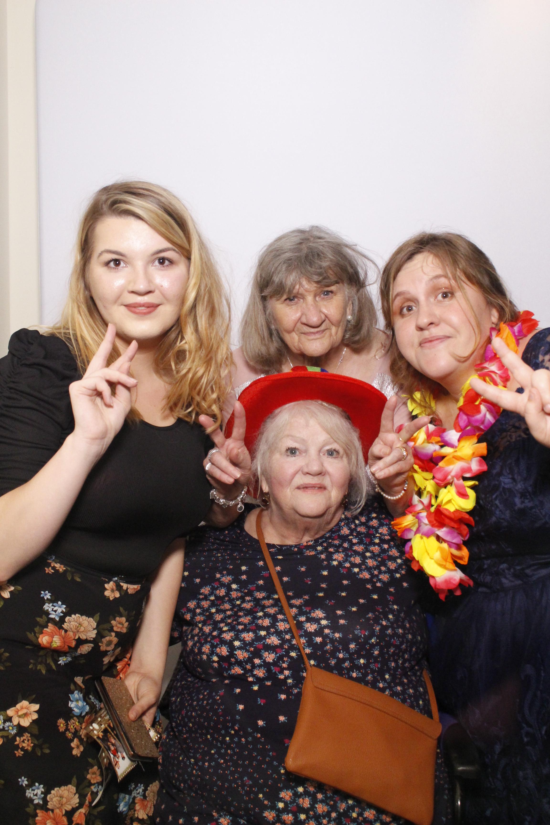 Luke & Emily's Wedding | View more photos from the event at gallery.myphotoboothexperience.co.uk/u/MyPhotoBoothExperienceLtd/Luke-Emilys-Wedding